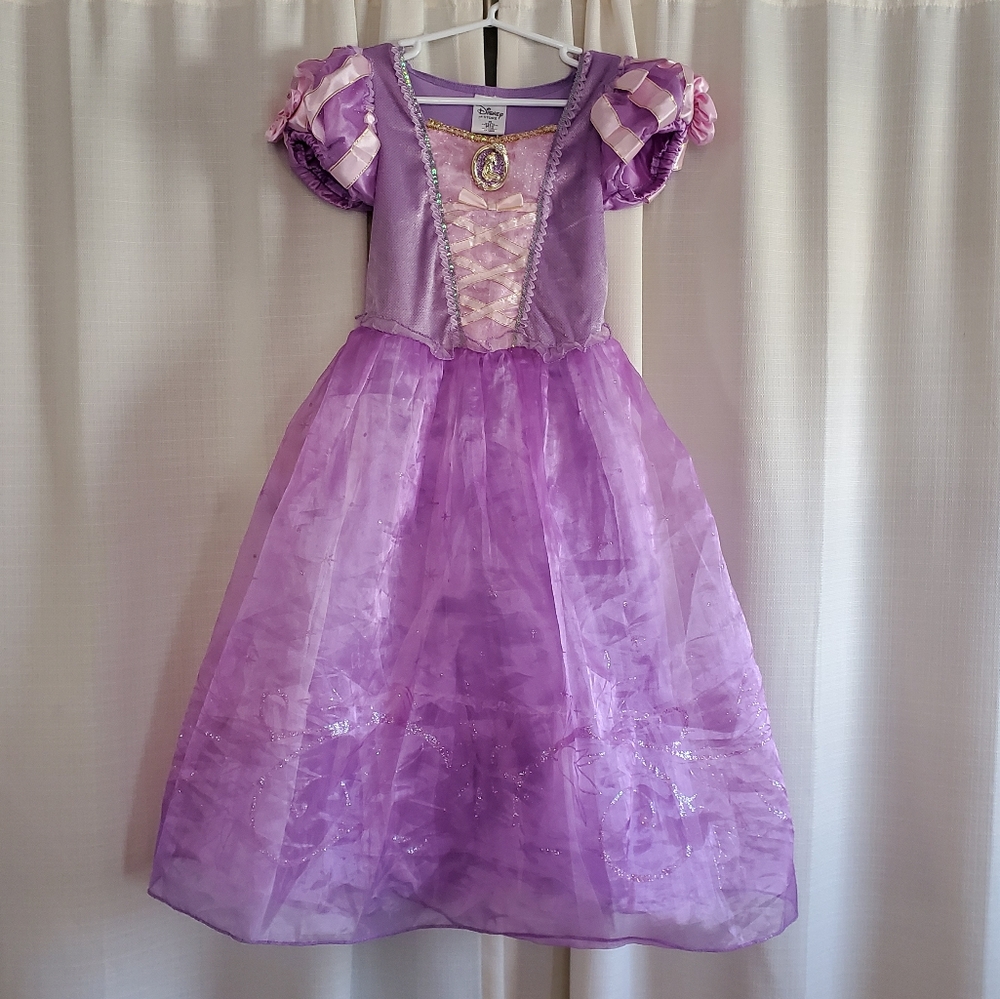 Disney Rapunzel girls dress 5/6 Tangled